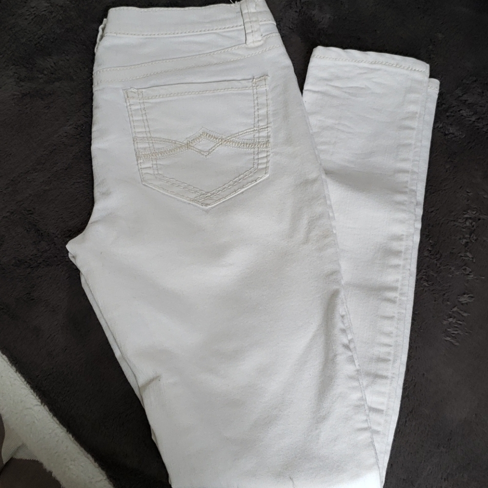 White jeggings